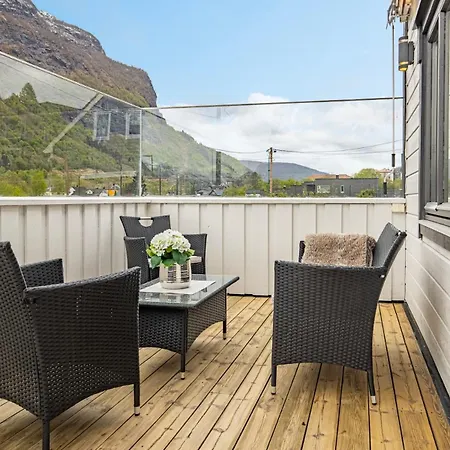 Koslig Hus Med Hage Sentralt I Dom wakacyjny *